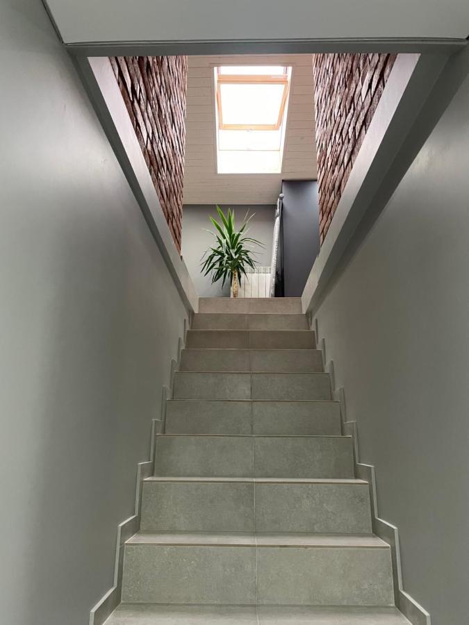 «Гори́Ще На Площі Польський Ринок» Apartment คาเมียเนตส์-โปดิลสกี ภายนอก รูปภาพ
